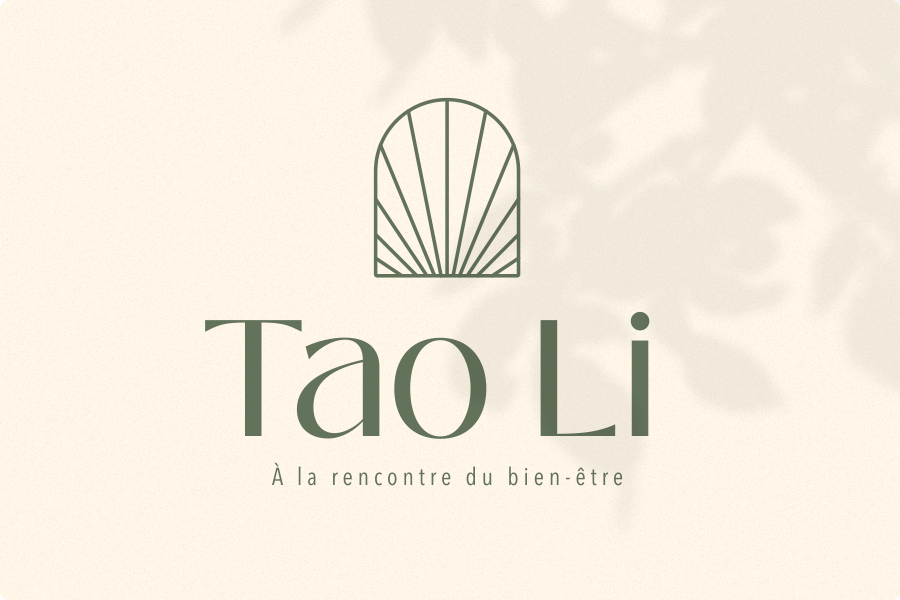 Logo Tao Li vert sur fond beige